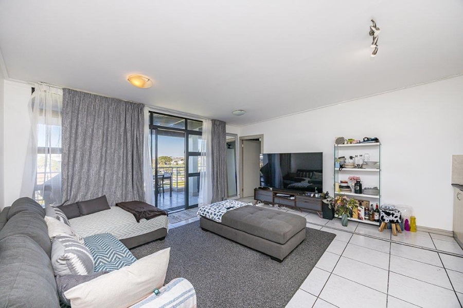 To Let 2 Bedroom Property for Rent in Royal Ascot Western Cape